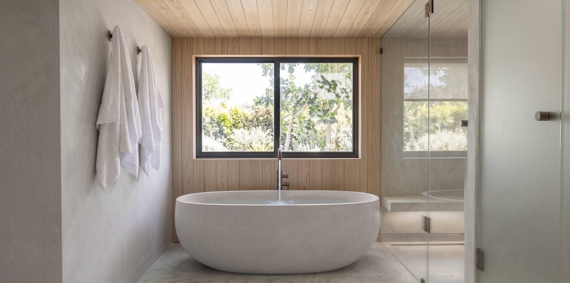 Primary bath with freestanding tub